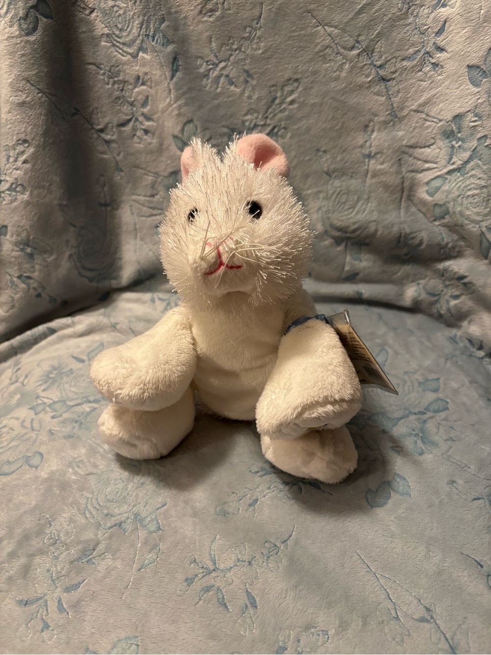 Retired GANZ Plush Webkinz White Bunny with HM078 Code Tag